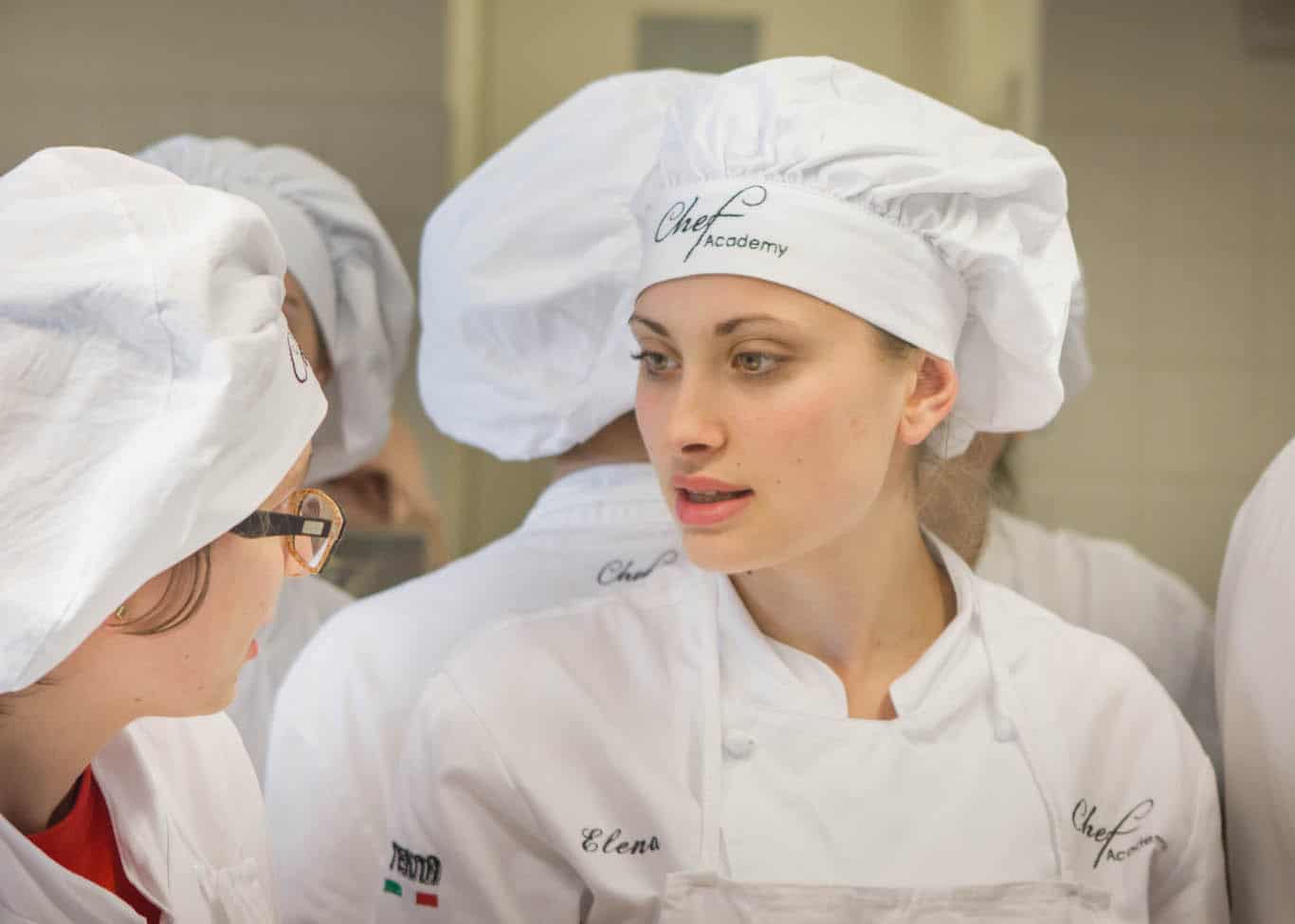 FOTO CORSO PASTICCERE 23 DEL 16-06-2015 POMERIGGIO CON VOLPE - DOLCI DEL SUD LAVORATE (4 di 17)