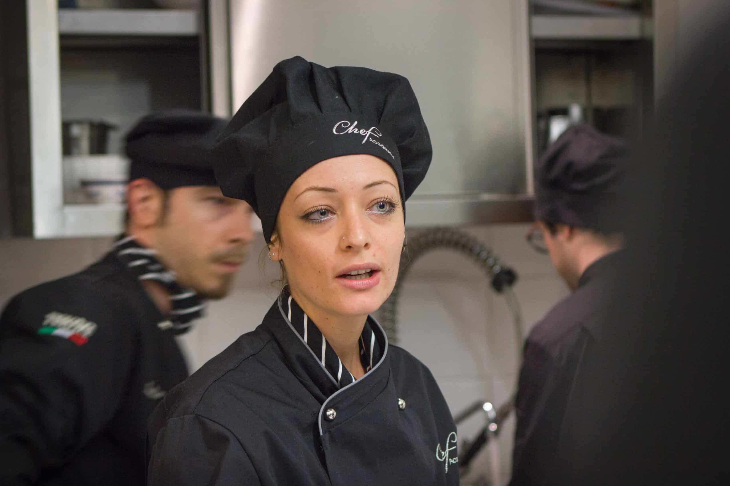 FOTO CORSO CUOCO 27 DEL 27-04-2015 POMERIGGIO CON HIRO - FINGER FOOD LAVORATE (15 di 38)